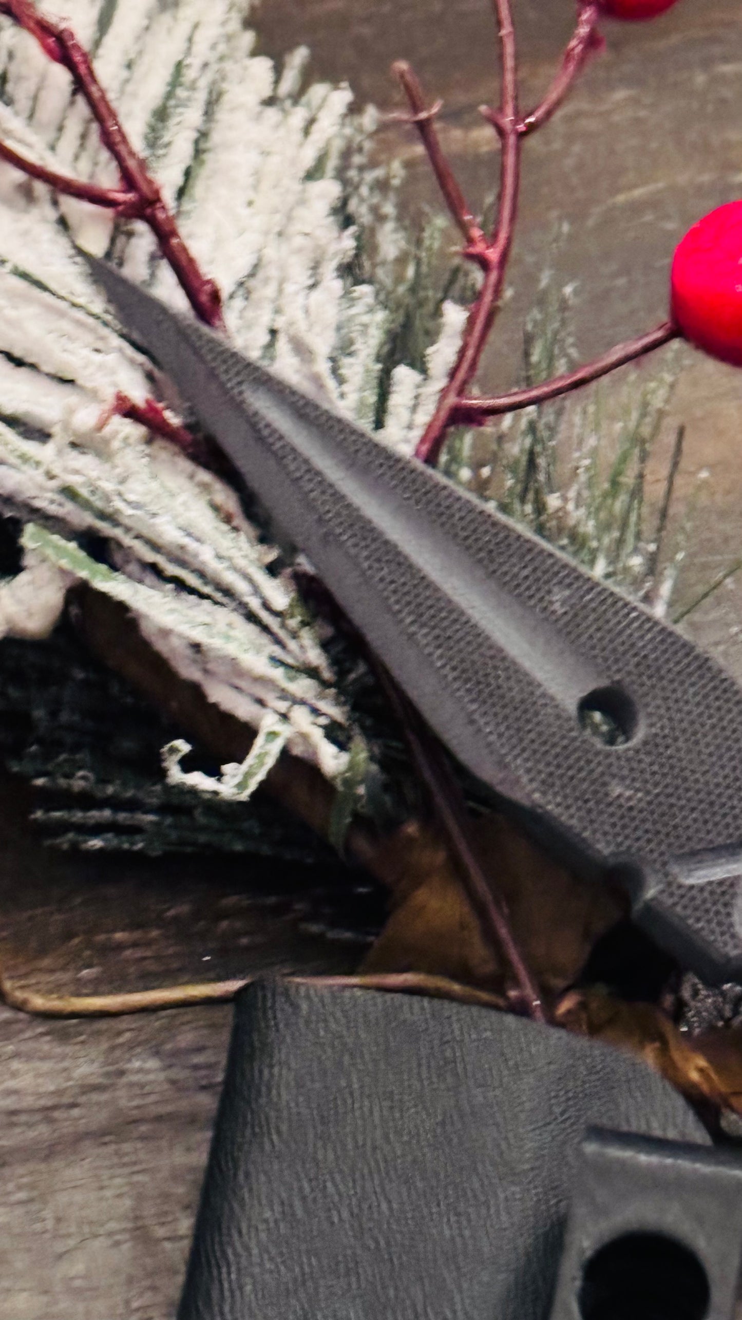Holiday G10 Knife