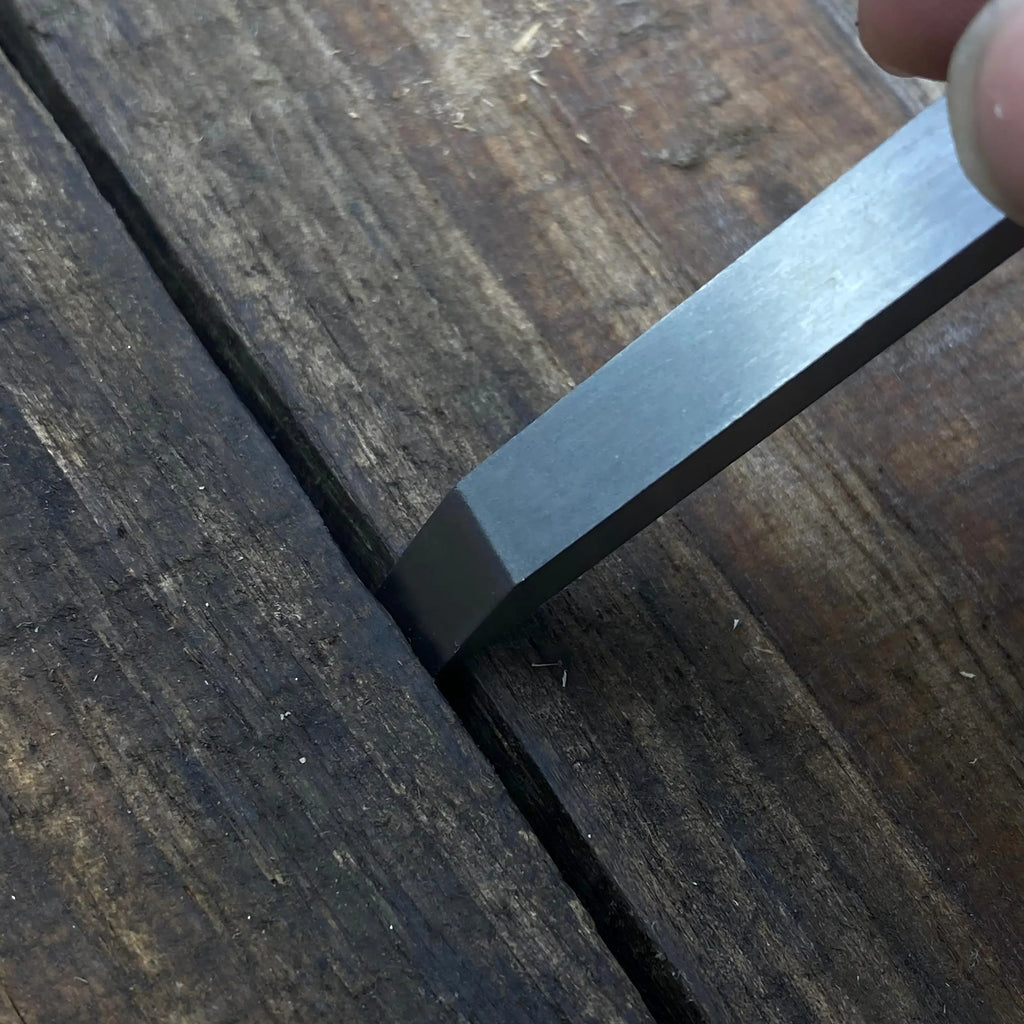 Edc Pry Bar, Edc Keychain Tool, Small Heavy Duty Stainless Steel Keychain Pocket Pry Bar for Everyday Carry and Outdoor Activiti