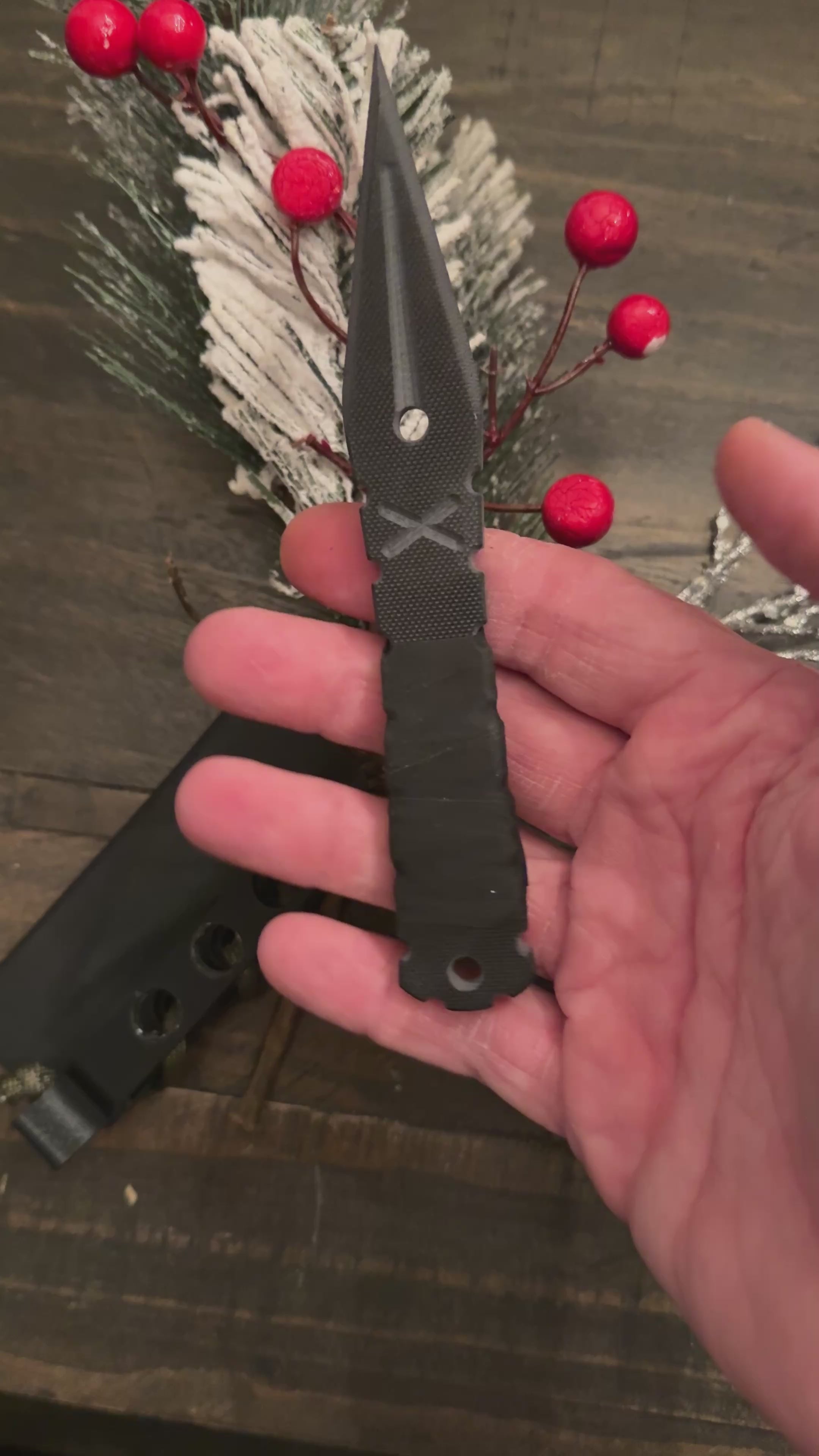 Holiday G10 Knife